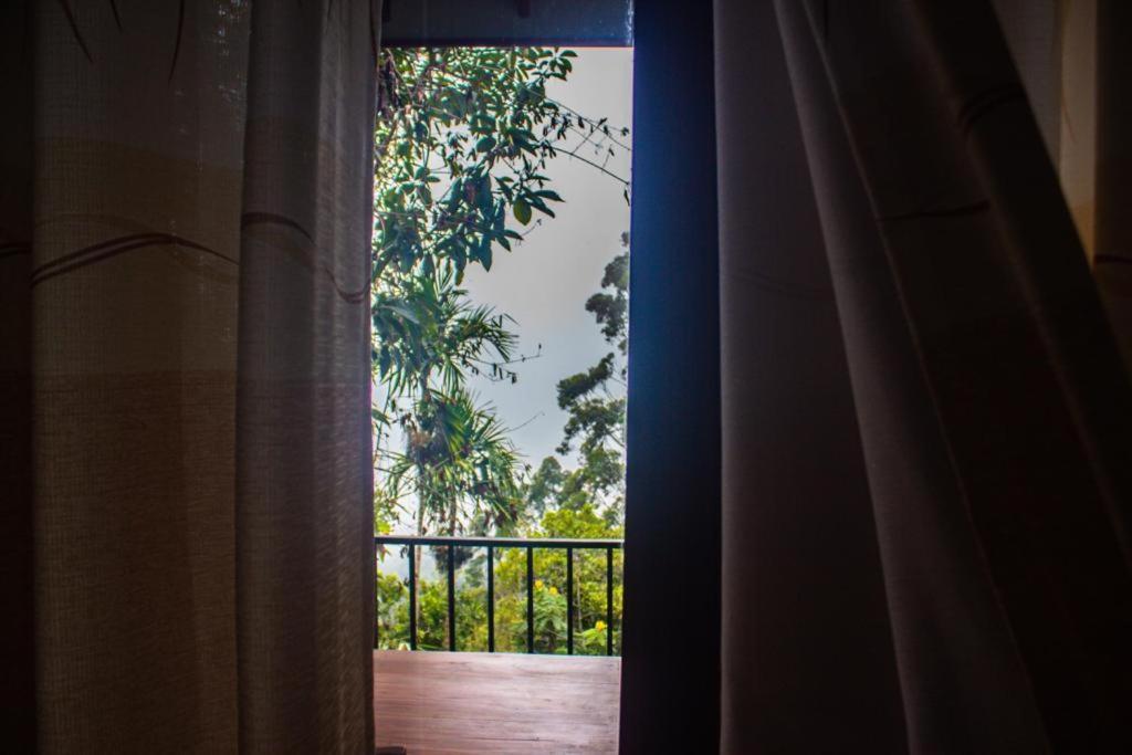 Amado Homestay Ella Exterior photo
